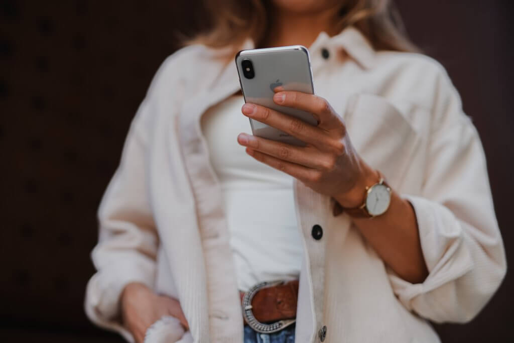 Women scrolling through her phone